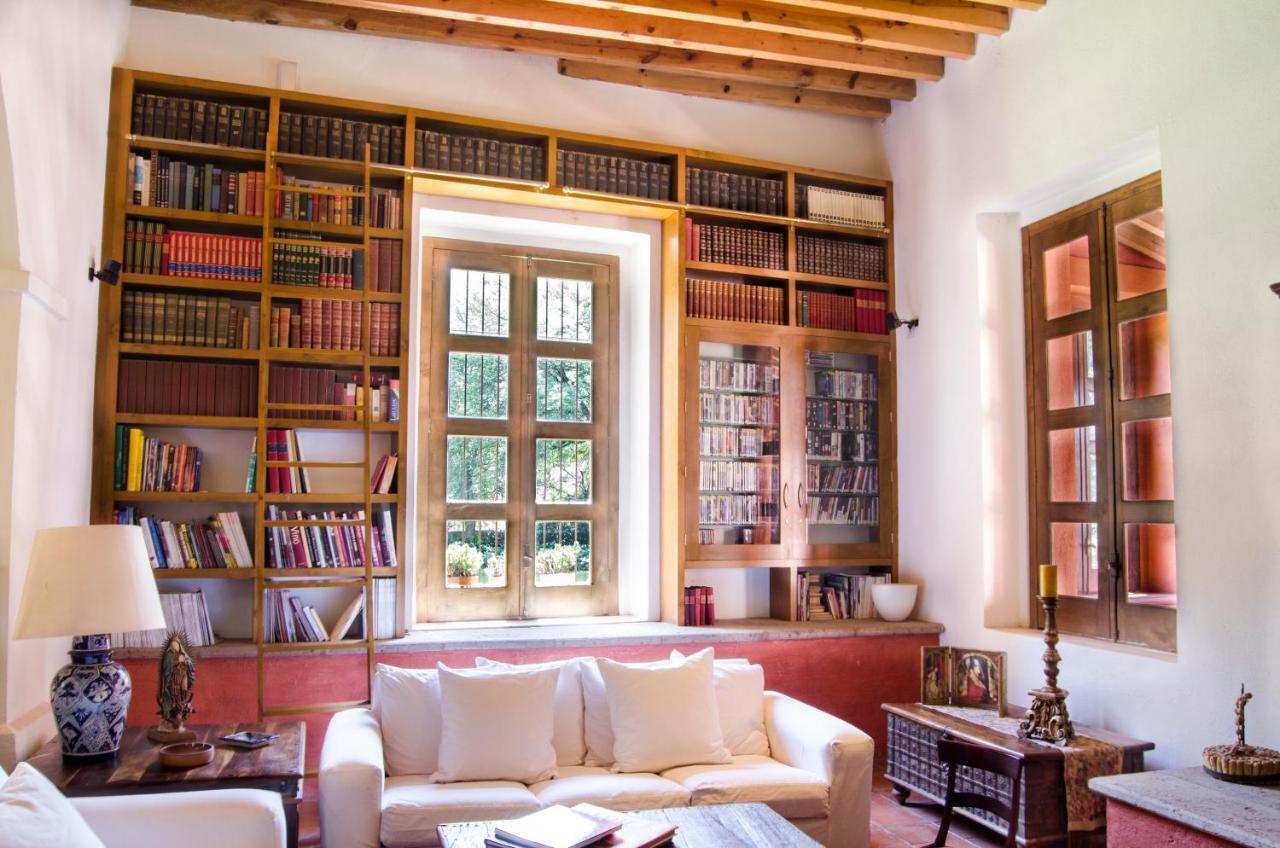 Puerta Del Lobo Villa Queretaro Bilik gambar