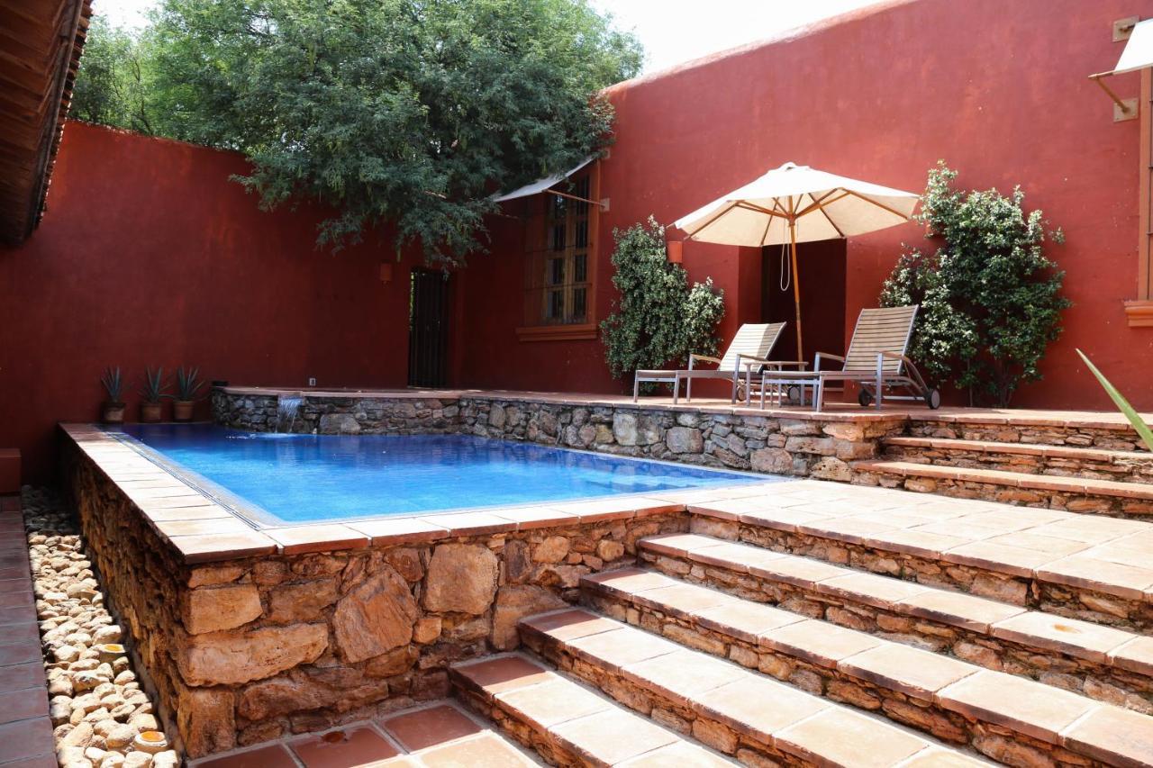 Puerta Del Lobo Villa Queretaro Bilik gambar