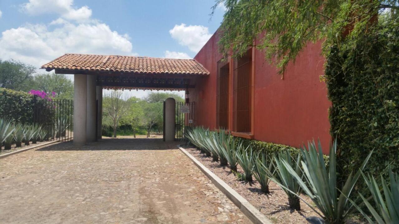 Puerta Del Lobo Villa Queretaro Bilik gambar